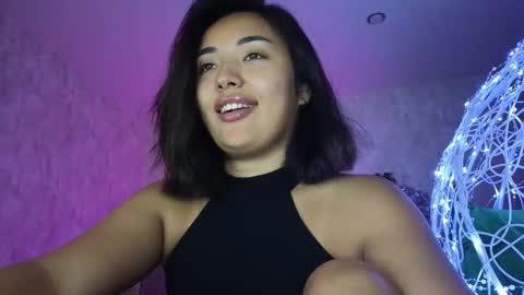 Lily online show from December 20, 7:15 am