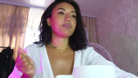 Snapshot of lily_foster_ chatting on March 30, 12:17 pm Lily online show from March 30, 12:17 pm