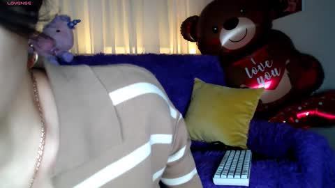 Lily Litle online show from February 13, 7:21 pm