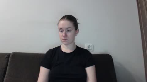 lily_love_x online show from February 4, 4:05 am