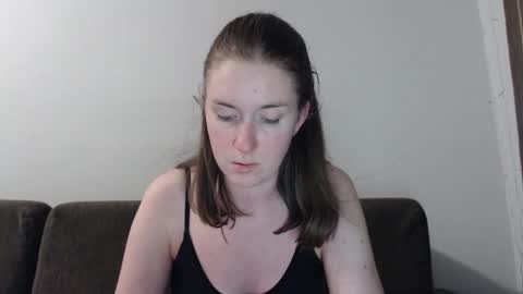 lily_love_x online show from September 29, 10:14 pm