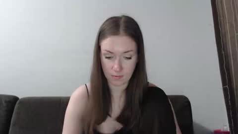 lily_love_x online show from March 19, 2:04 am