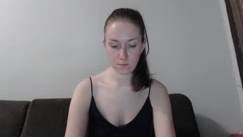 lily_love_x online show from March 24, 11:43 pm