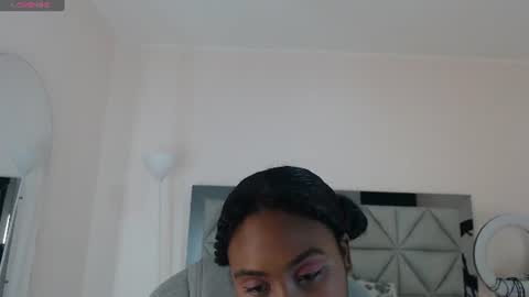 lily_mendoza online show from June 27, 7:30 pm