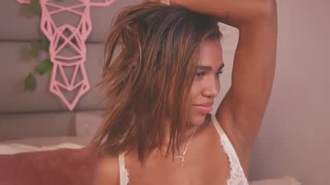 Lily Miiller online show from November 27, 9:39 pm