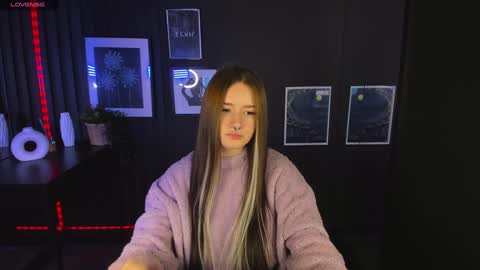 Lily online show from December 30, 11:26 am