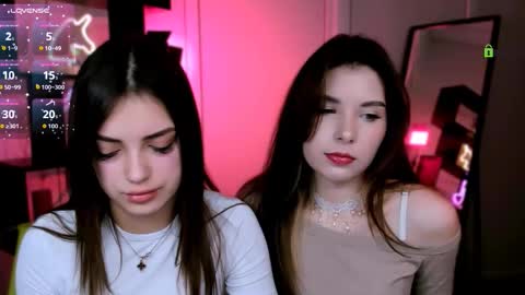 Lily online show from November 26, 7:15 pm