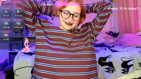 your lilyyyyyyy online show from March 28, 7:02 pm