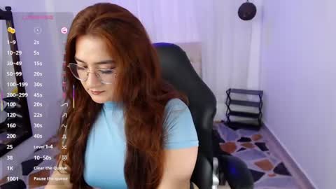 Lily  online show from July 1, 9:58 pm