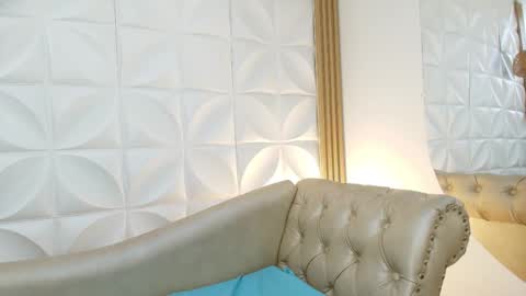 Snapshot of lily_rousee_ chatting on March 28, 2:16 pm Lily Lauren online show from March 28, 2:16 pm