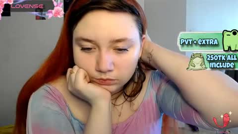 Snapshot of lily_shamy chatting on February 21, 11:11 am Alice online show from February 21, 11:11 am