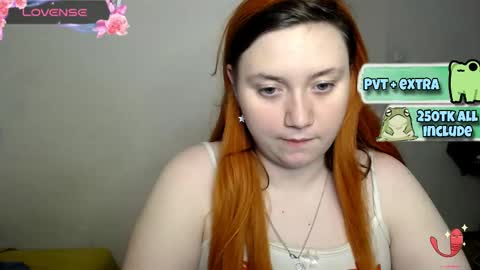 Snapshot of lily_shamy chatting on March 8, 12:55 am Alice online show from March 8, 12:55 am
