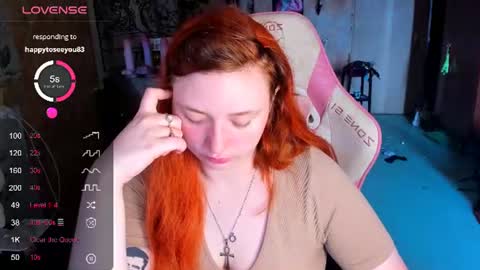 Snapshot of lily_shamy chatting on June 29, 11:43 am Alice online show from June 29, 11:43 am