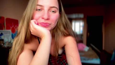 Lily online show from February 26, 1:52 pm