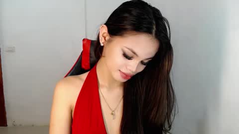 Snapshot of lily_summer23 chatting on November 13, 6:01 am Youre pleasure Lily online show from November 13, 6:01 am