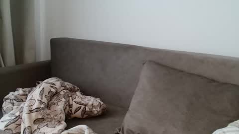 small lily online show from May 11, 2:23 pm