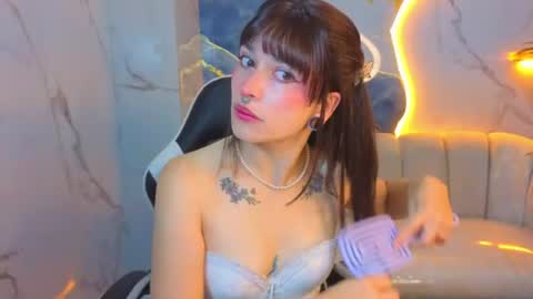 Snapshot of lily_tx chatting on June 22, 12:35 pm Follow me.. Live 730 to 1400 online show from June 22, 12:35 pm