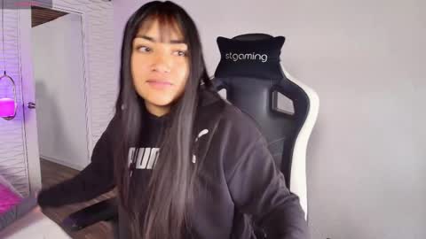 Snapshot of lily_waist chatting on October 10, 11:20 am lily_waist online show from October 10, 11:20 am