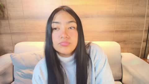 Snapshot of lily_waist chatting on March 31, 3:19 am lily_waist online show from March 31, 3:19 am