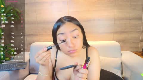 Snapshot of lily_waist chatting on April 2, 3:15 am lily_waist online show from April 2, 3:15 am