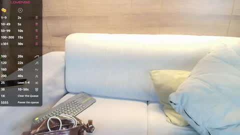 lily_waist online show from April 14, 3:12 am