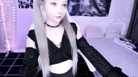 Lily online show from January 16, 12:58 am