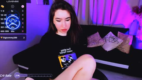 LILY online show from December 15, 9:35 am
