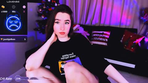 LILY online show from December 30, 5:02 pm