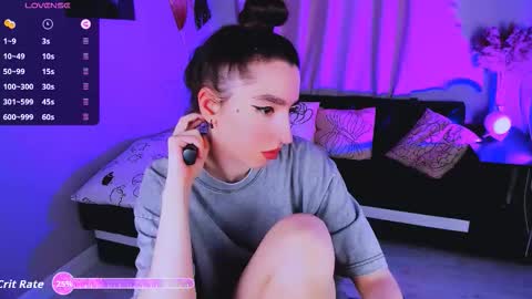 Snapshot of lily_xbaby chatting on October 22, 8:36 am LILY online show from October 22, 8:36 am