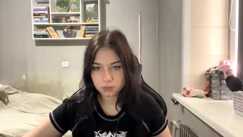 Snapshot of lilybaby3 chatting on February 16, 1:51 pm Lily online show from February 16, 1:51 pm