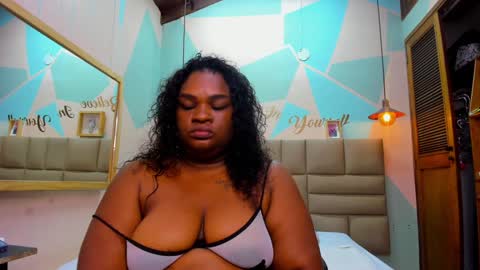 Lily online show from January 18, 9:13 am
