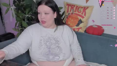 Lily online show from October 24, 9:28 am