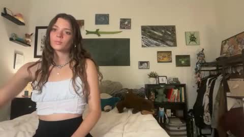 lilybrown07 online show from February 3, 8:25 pm