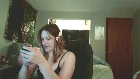 lilybvixen online show from July 8, 2:05 am