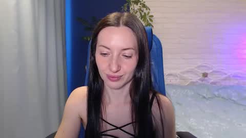 Lily online show from September 13, 7:19 am
