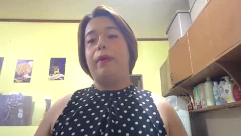 lilysette online show from May 17, 10:00 am