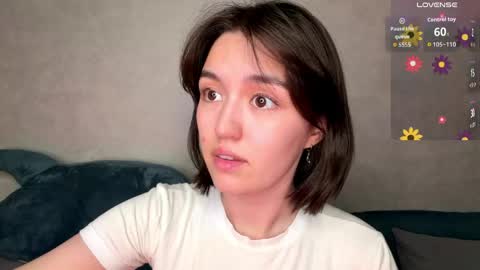 Lily online show from May 18, 6:25 pm