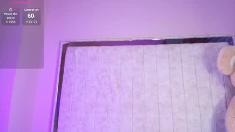 lilyth_7 online show from November 5, 4:12 am