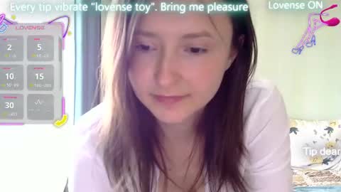 Snapshot of lilyxsky chatting on June 16, 8:39 am LilyXSky online show from June 16, 8:39 am