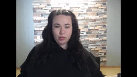 Snapshot of limalagris chatting on April 11, 7:02 am busty princess online show from April 11, 7:02 am