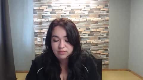 Snapshot of limalagris chatting on May 16, 10:36 am busty princess online show from May 16, 10:36 am