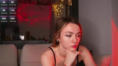 Snapshot of limy_sweet chatting on February 17, 4:31 am limy_sweet online show from February 17, 4:31 am