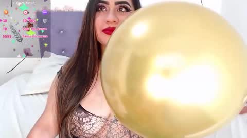 Snapshot of lin_jayani chatting on January 31, 10:41 pm Lin online show from January 31, 10:41 pm