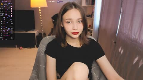 Snapshot of lina_and_lion chatting on April 6, 9:54 am Scarlet online show from April 6, 9:54 am
