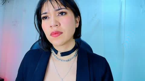  Lina Bedoya  online show from April 8, 11:43 am