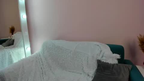 Snapshot of lina_blueeyed chatting on January 22, 1:00 pm Lina blueeyed GMT3 1100-1700 Mon Wed Thu Sat Sun online show from January 22, 1:00 pm