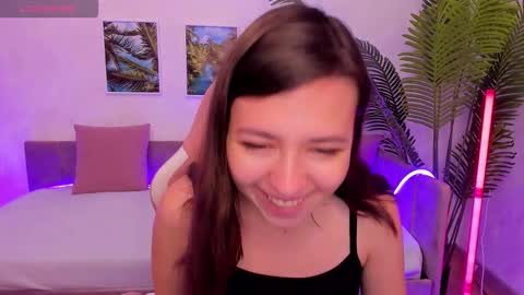 Snapshot of lina_brownie chatting on September 23, 2:36 am Lina online show from September 23, 2:36 am