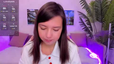 Snapshot of lina_brownie chatting on October 11, 2:44 am Lina online show from October 11, 2:44 am