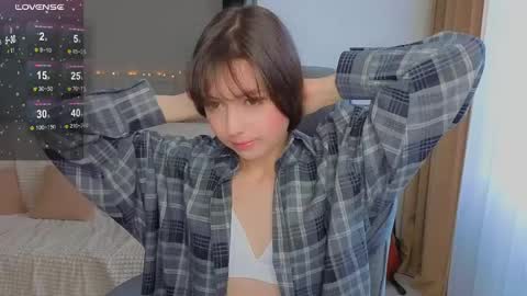 Lina online show from May 6, 2:19 am
