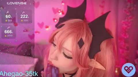 Hey im Lina Ur cosplay waifu  online show from February 23, 8:06 pm